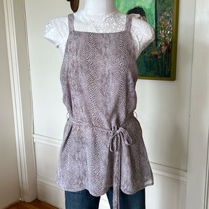 3/$20 Banana Republic Snake Print Top, Size M